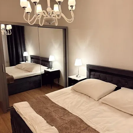 Athos Apartment, Abholung Schluessel Domplatz 30 * 에르푸르트