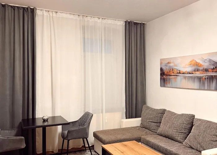 Athos Apartment, Abholung Schluessel Domplatz 30 エアフルト