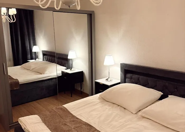 Athos Apartment, Abholung Schluessel Domplatz 30 * エアフルト